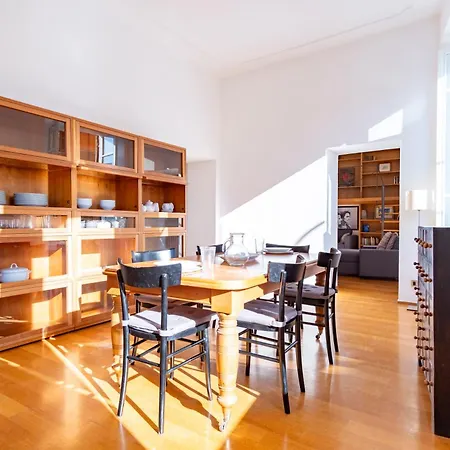 Elegantis Windows On Trastevere *