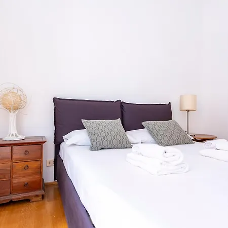 Elegantis Windows On Trastevere Appartement