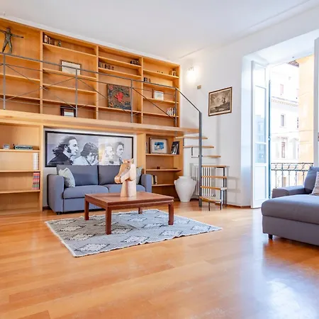 Elegantis Windows On Trastevere